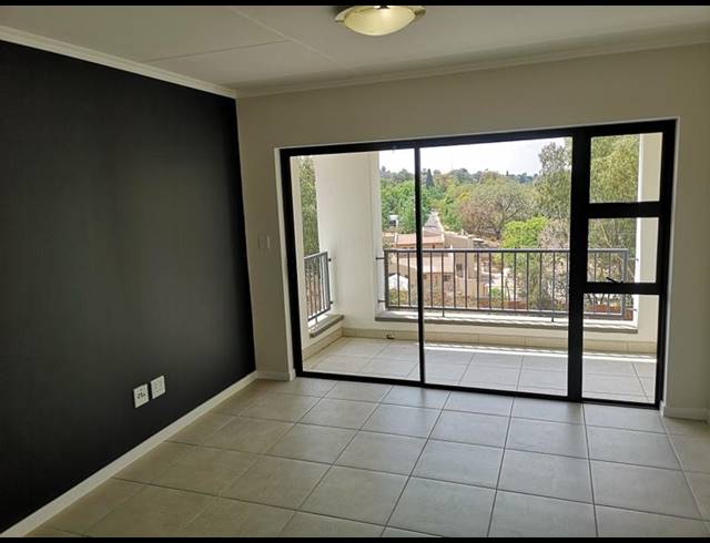 1 BEDROOM APARTMENT FOR SALE IN OLIVEDALE